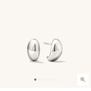 Authentic Mejuri earrings. 100% sterling silver